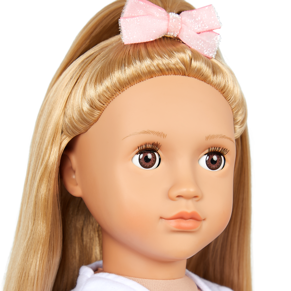 Our Generation Thea 18" Fashion Doll Fashion Starter Kit in Gift Box with Mix & Match Outfits & Accessories