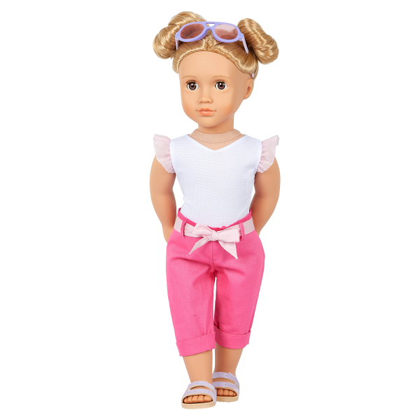 Our Generation Thea 18" Fashion Doll Fashion Starter Kit in Gift Box with Mix & Match Outfits & Accessories